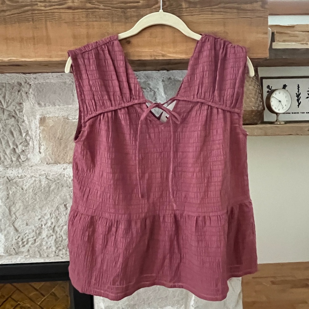 Loft v neck tie blouse